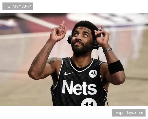 我靠，凯里·欧文场上像魔术师，场下日常像豪华度假村的宣传片